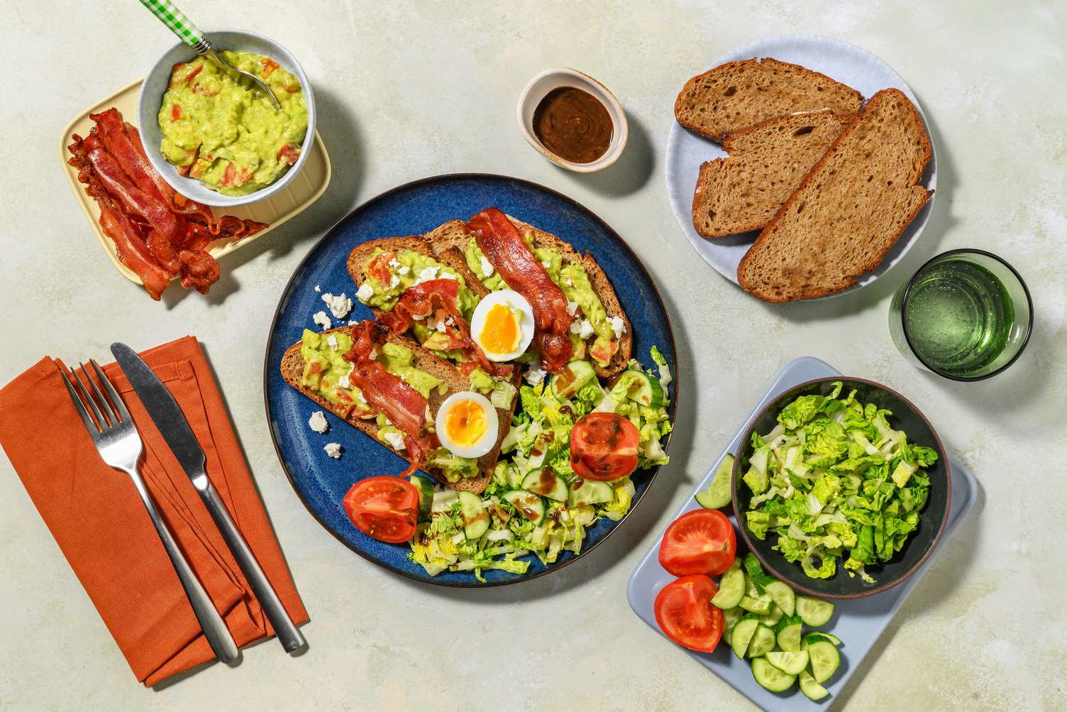 Avocado toast minute & bacon croustillant