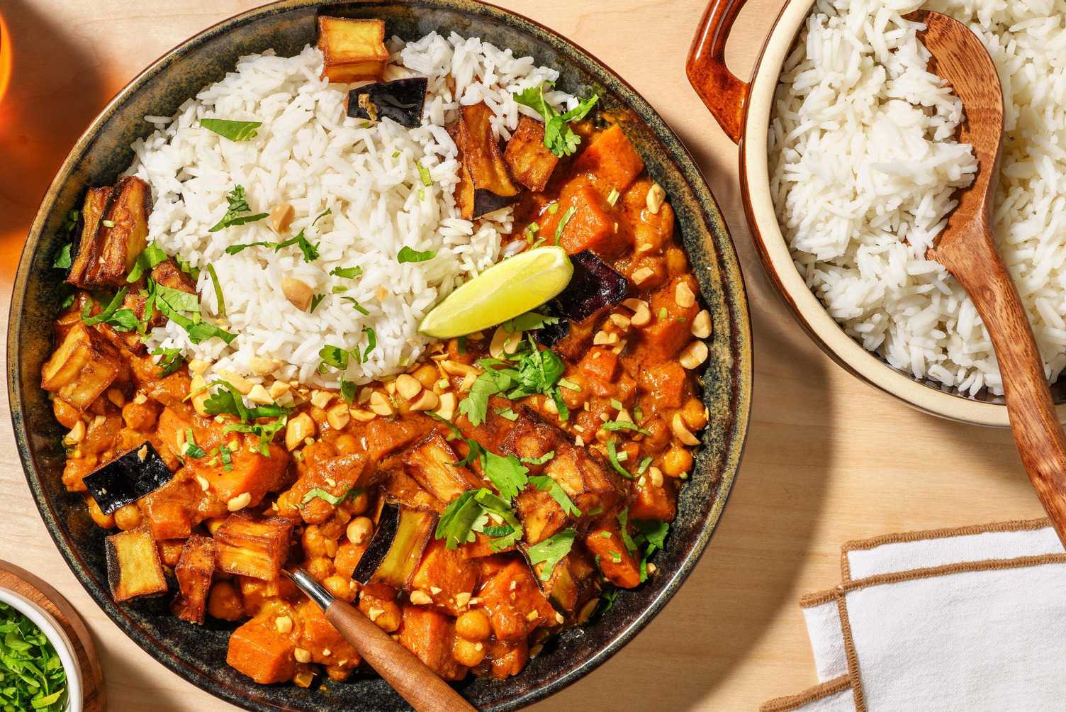 Kikkererwtencurry met sticky aubergine