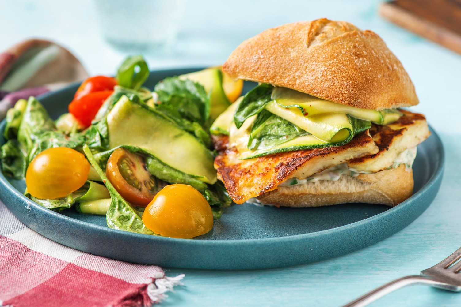 Sandwich au haloumi grillé