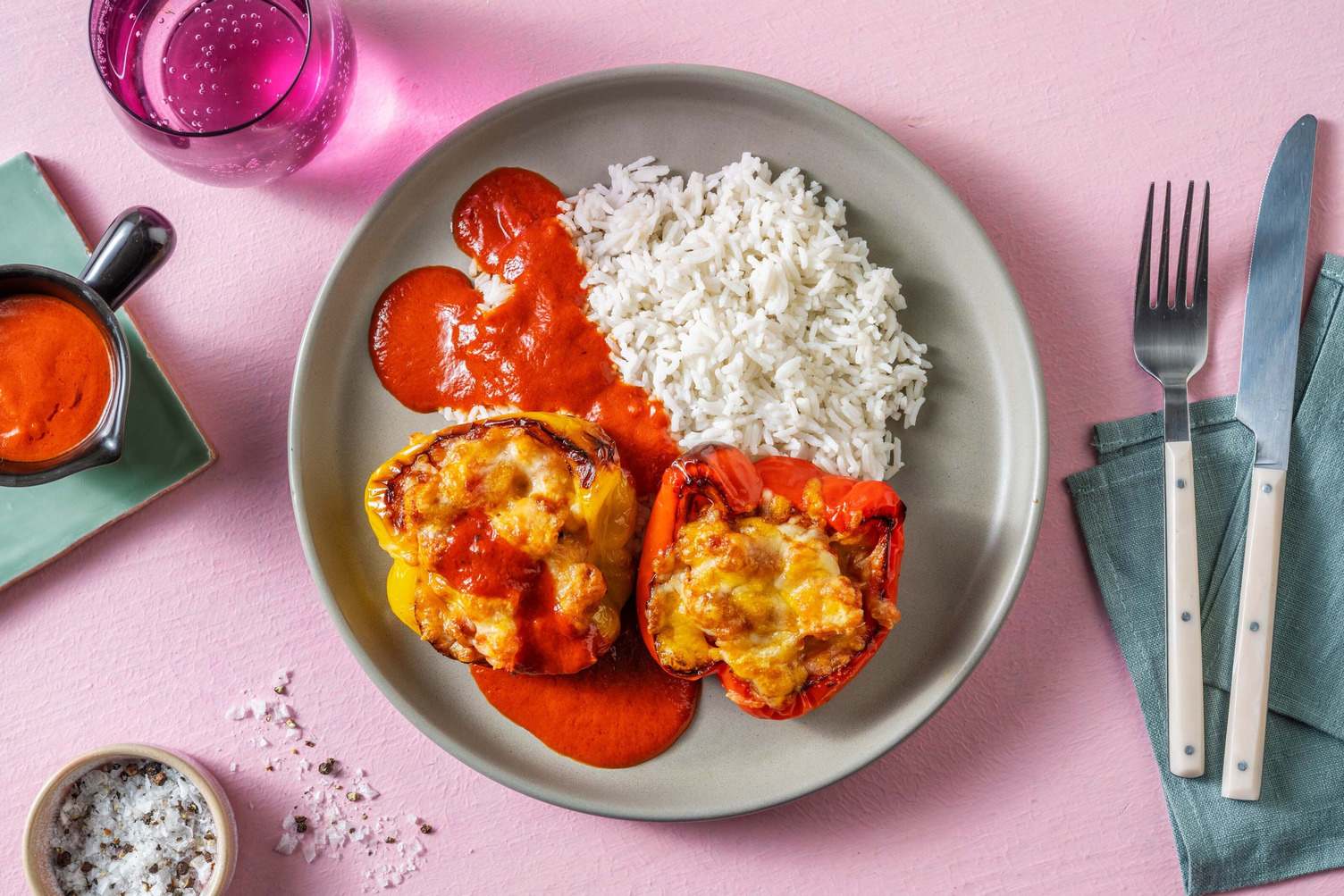 Gefüllte Peperoni mit Poulet und Käsedecke