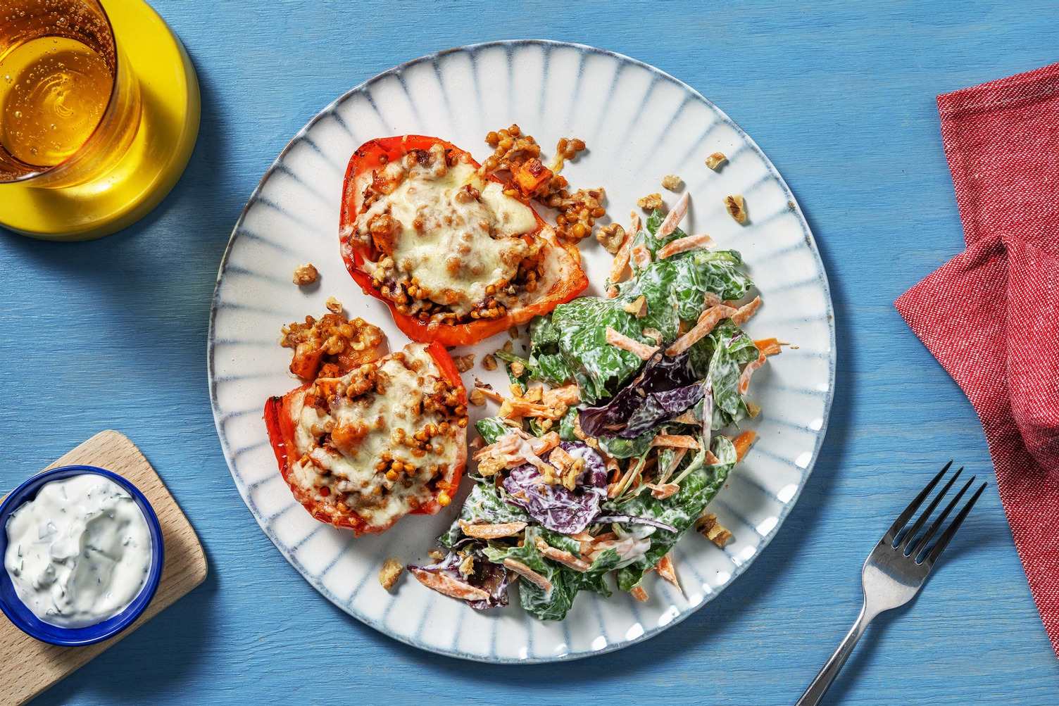 Gratinierte Peperoni mit Linsen-Gouda-Füllung