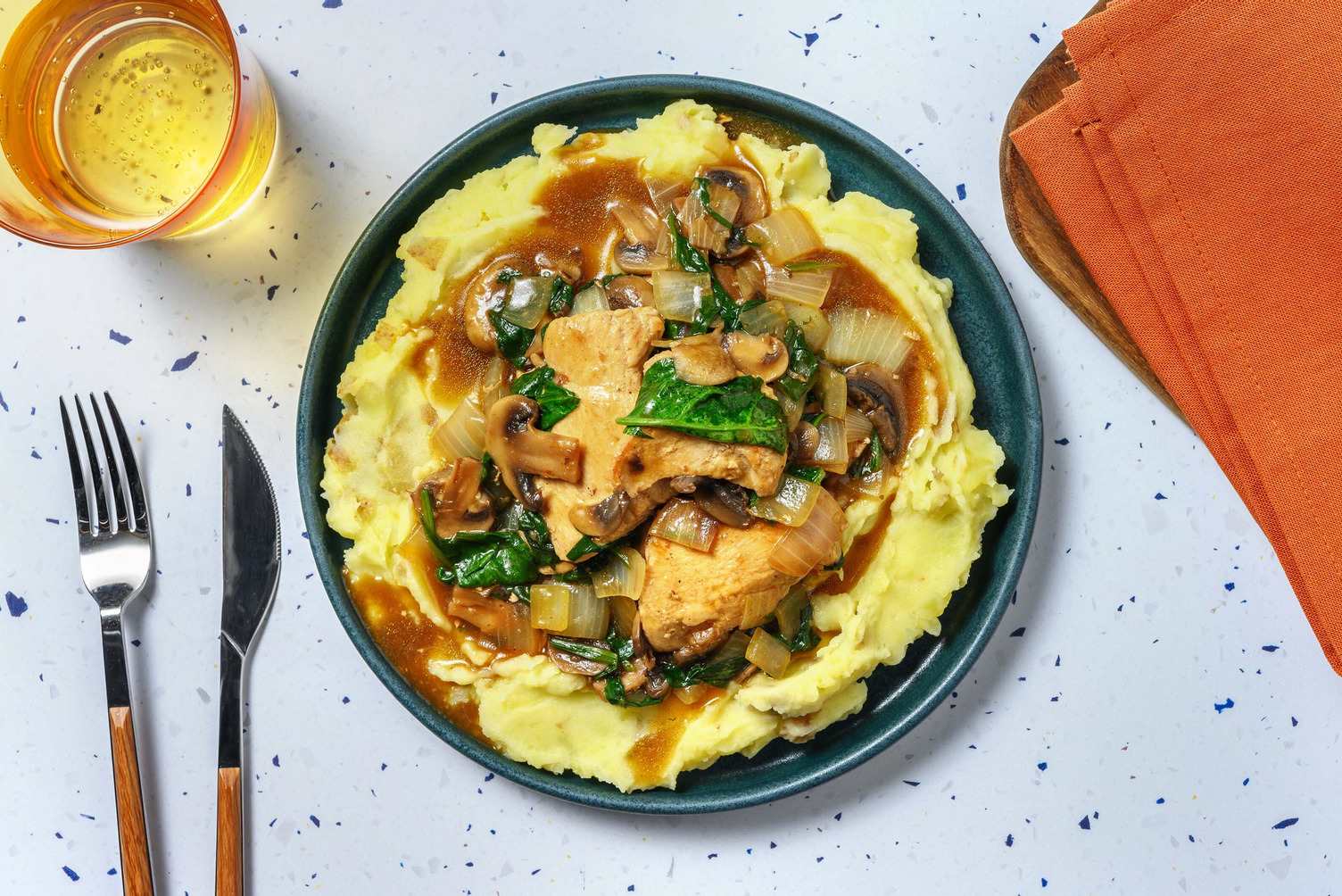 Hauts de cuisse de poulet et champignons braisés