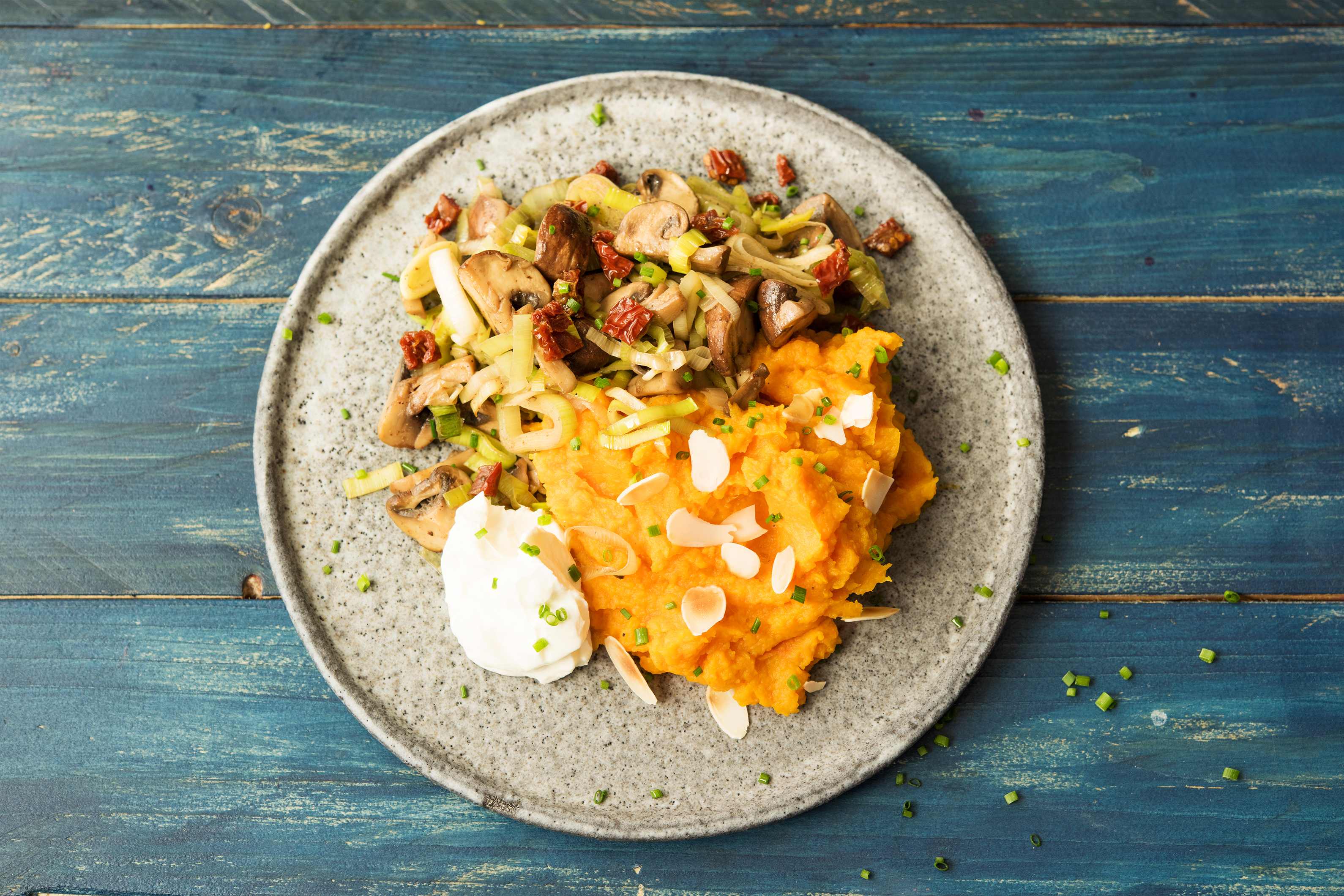 Kürbispüree mit Mandeltopping