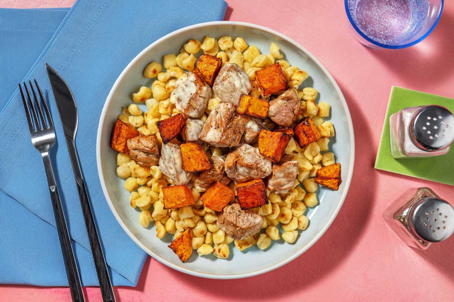 Marinierte Schweinefiletspitzen und Ofenkürbis
