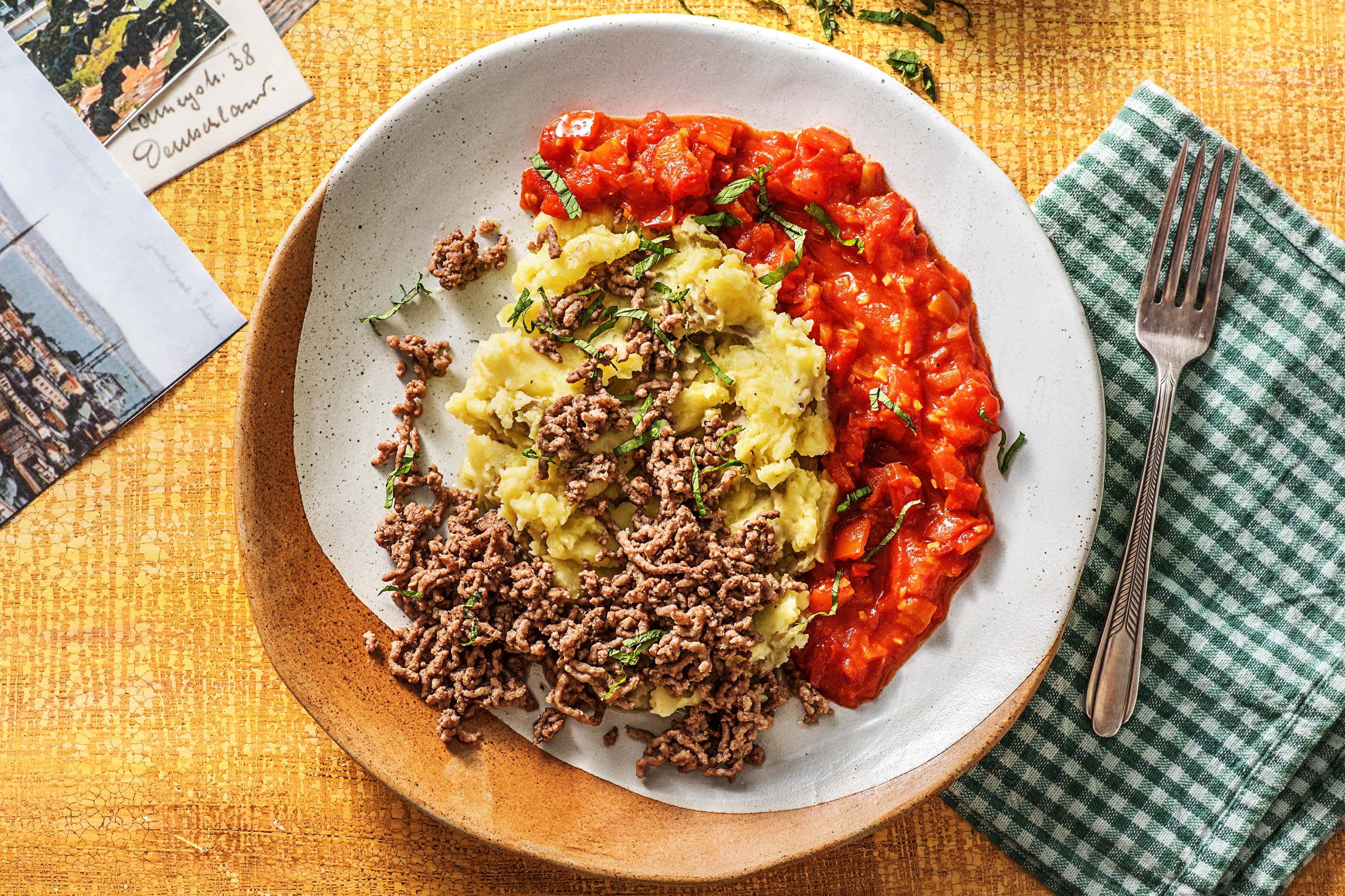 Oosterse tomatensaus met rundergehakt