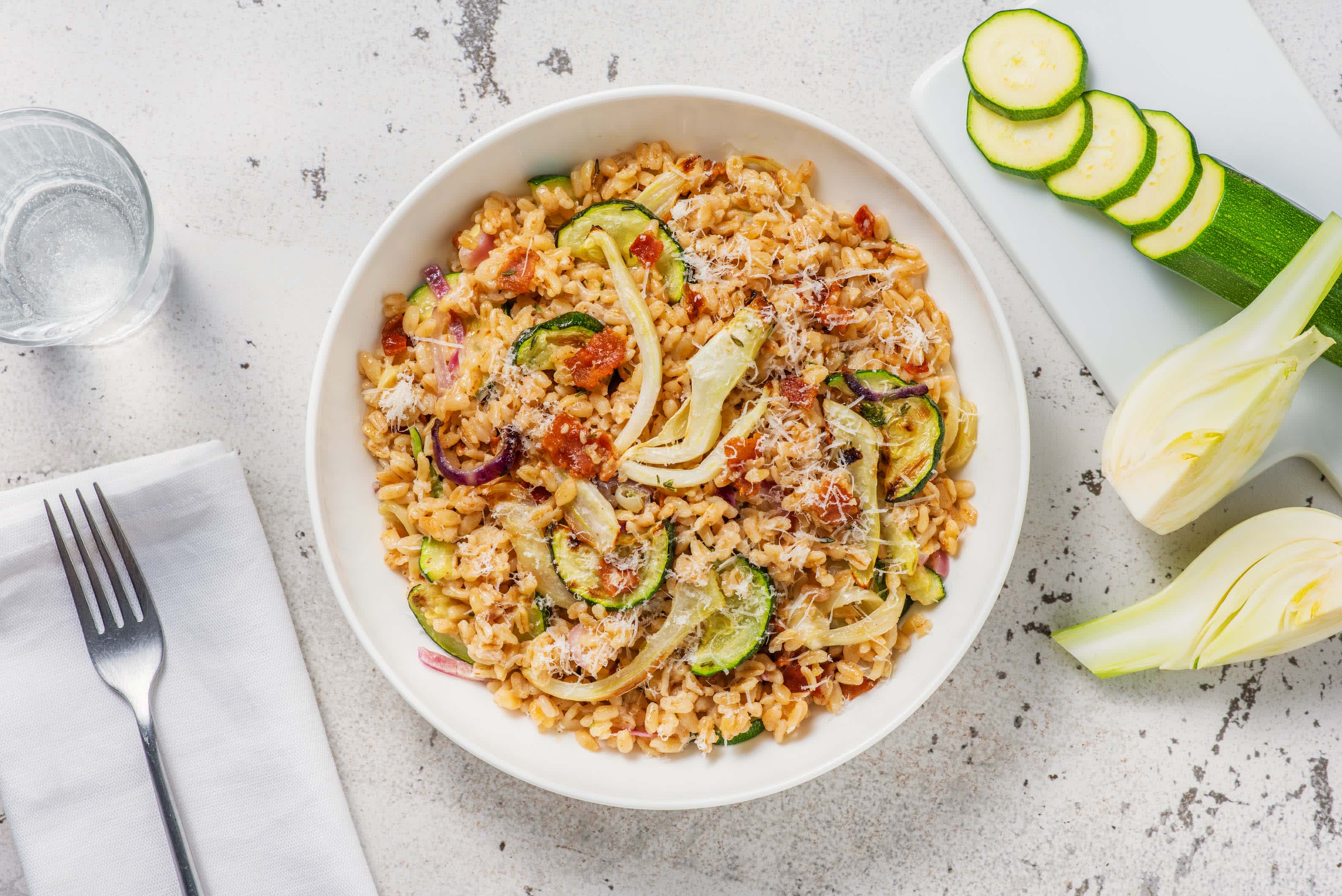 Risotto d'orge perlé aux lardons et fenouil rôti