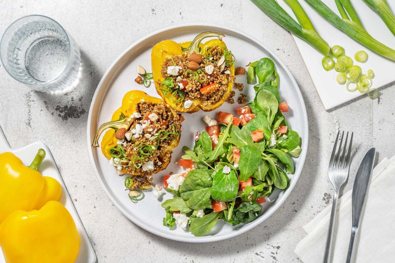 Gevulde paprika's met quinoa en feta
