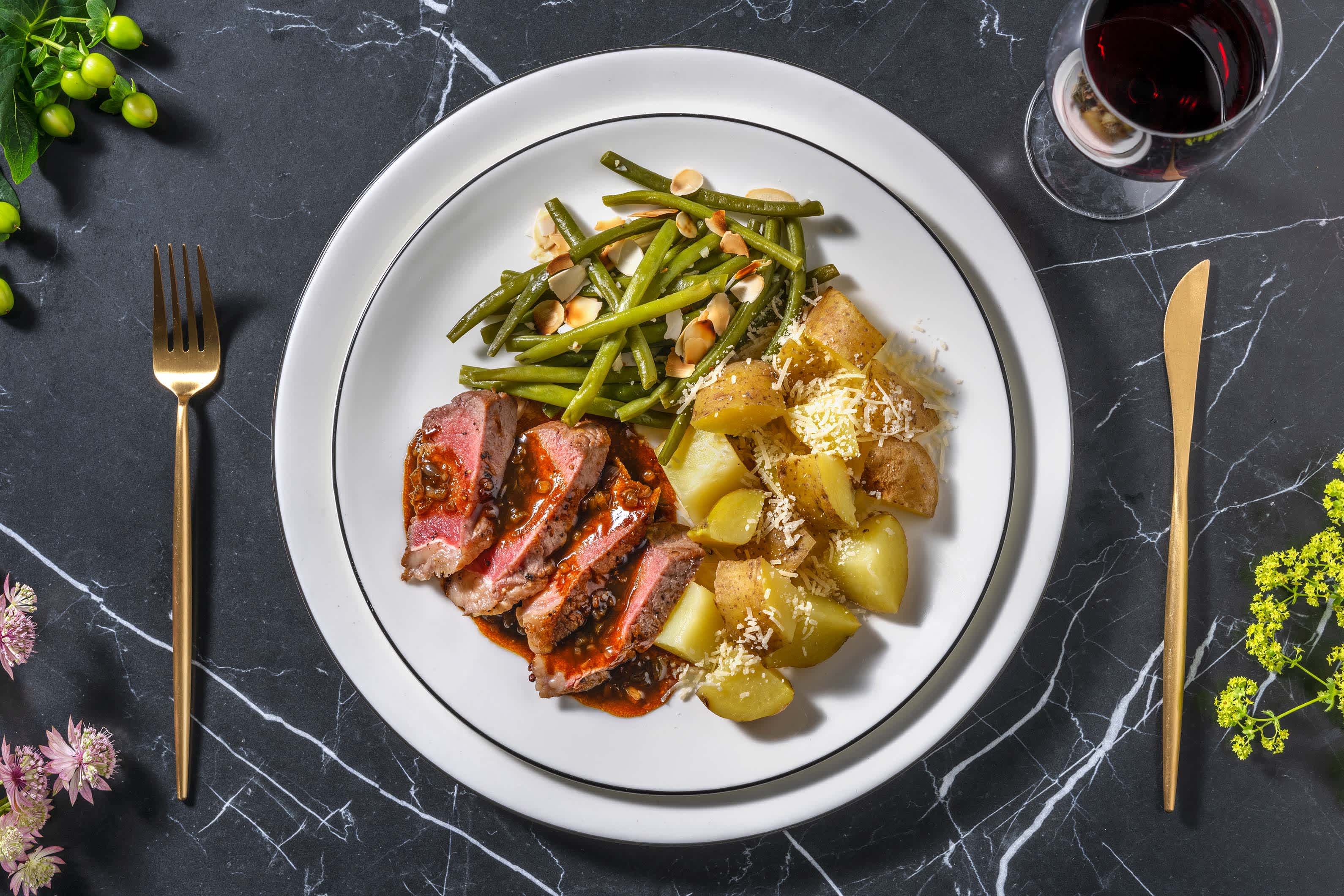 Rinderhüftsteak mit Prinzessbohnen und Mandeln