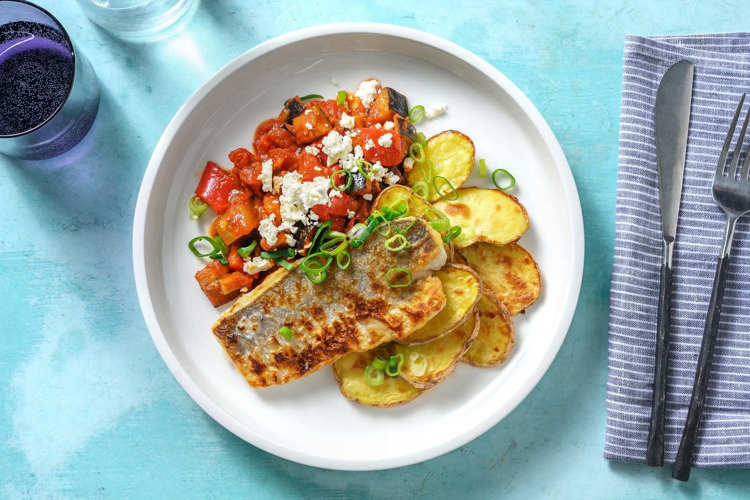 Seehecht mit Tomaten-Auberginen-Gemüse