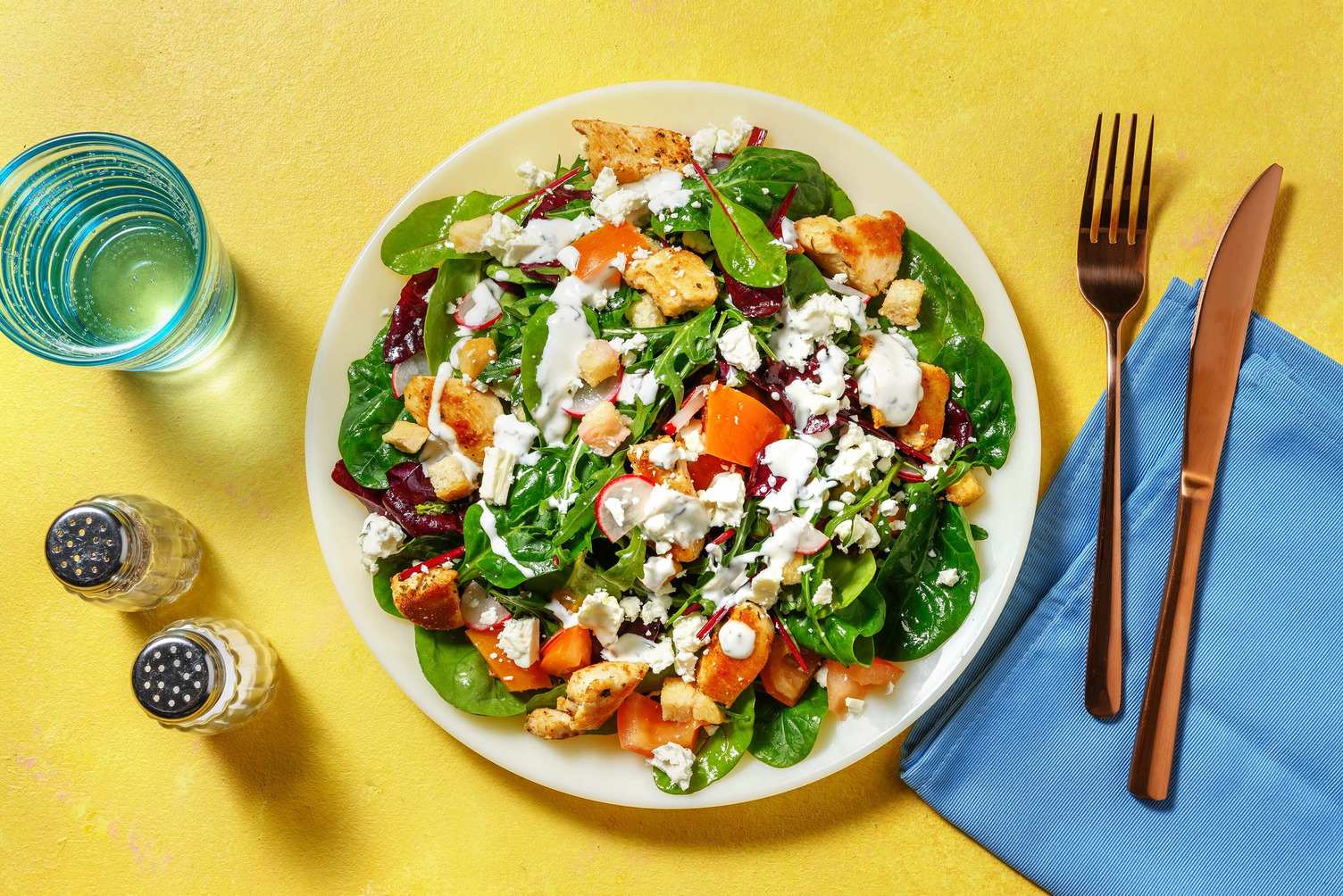 Salade de poitrines de poulet façon shawarma