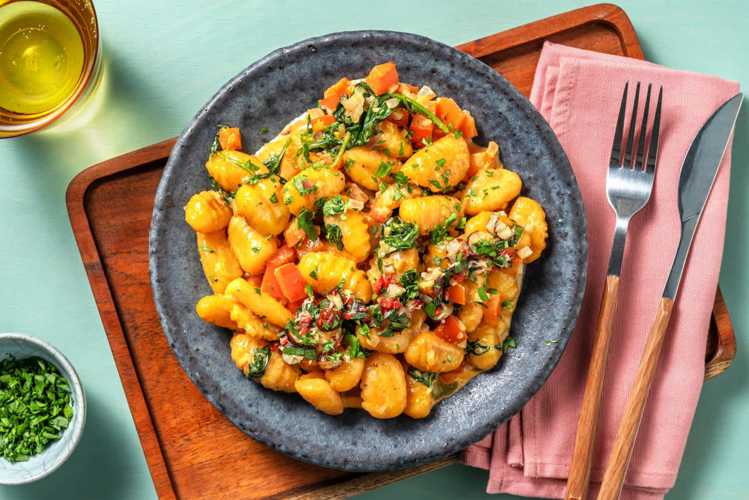 Süsskartoffelgnocchi in Peperonisauce