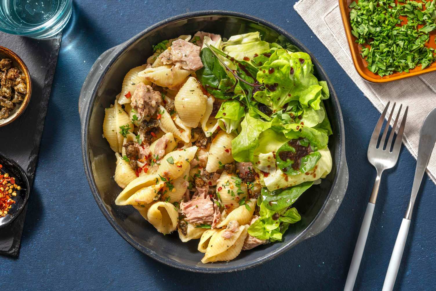 Conchiglie mit Tuna & gebratenem Kapern
