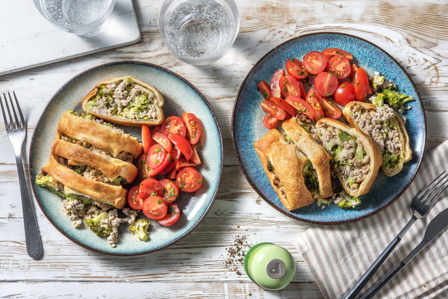 Feuilleté farci au poulet, brocoli et fromage frais