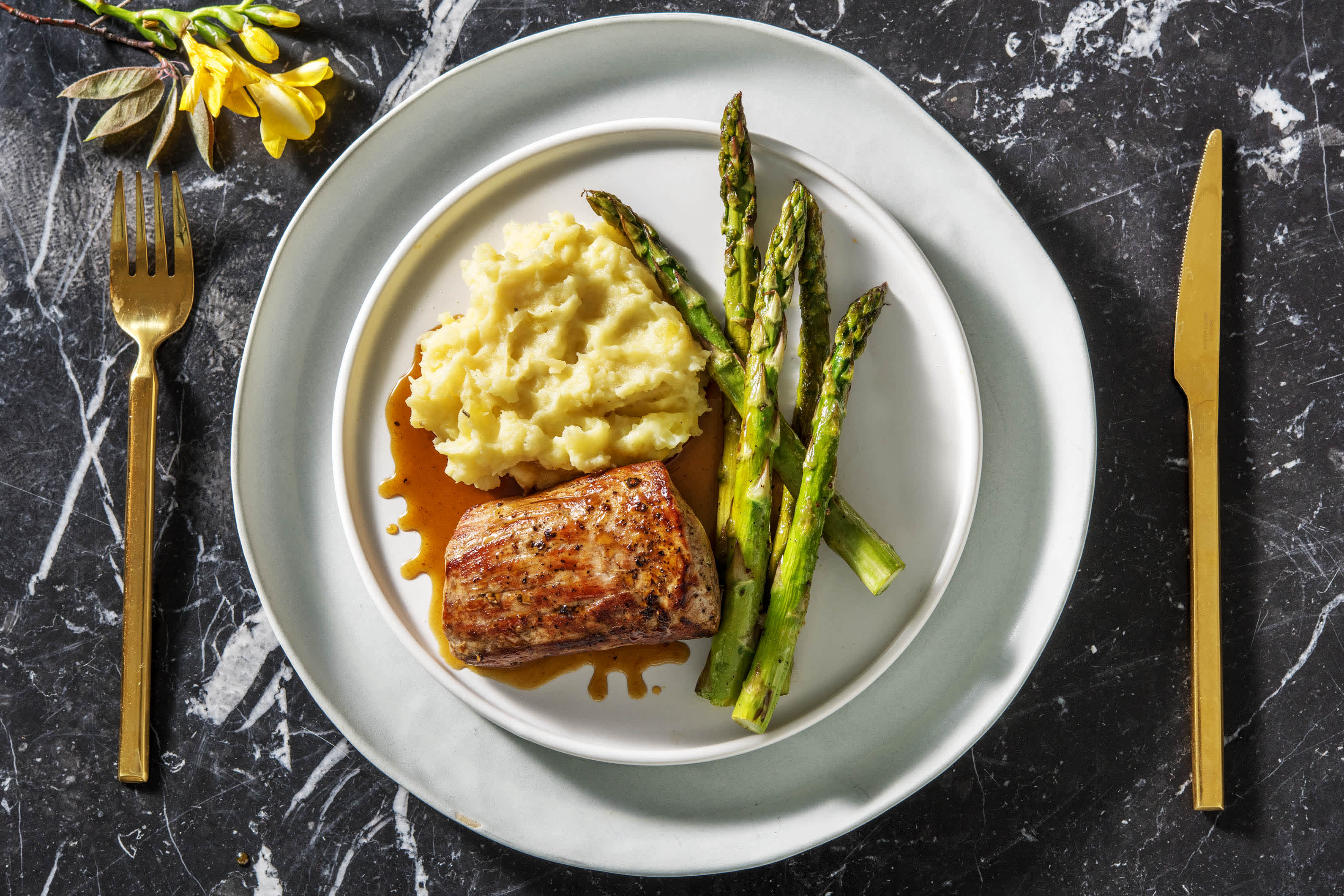 Filet mignon de porc et sa sauce à l'orange et au miel