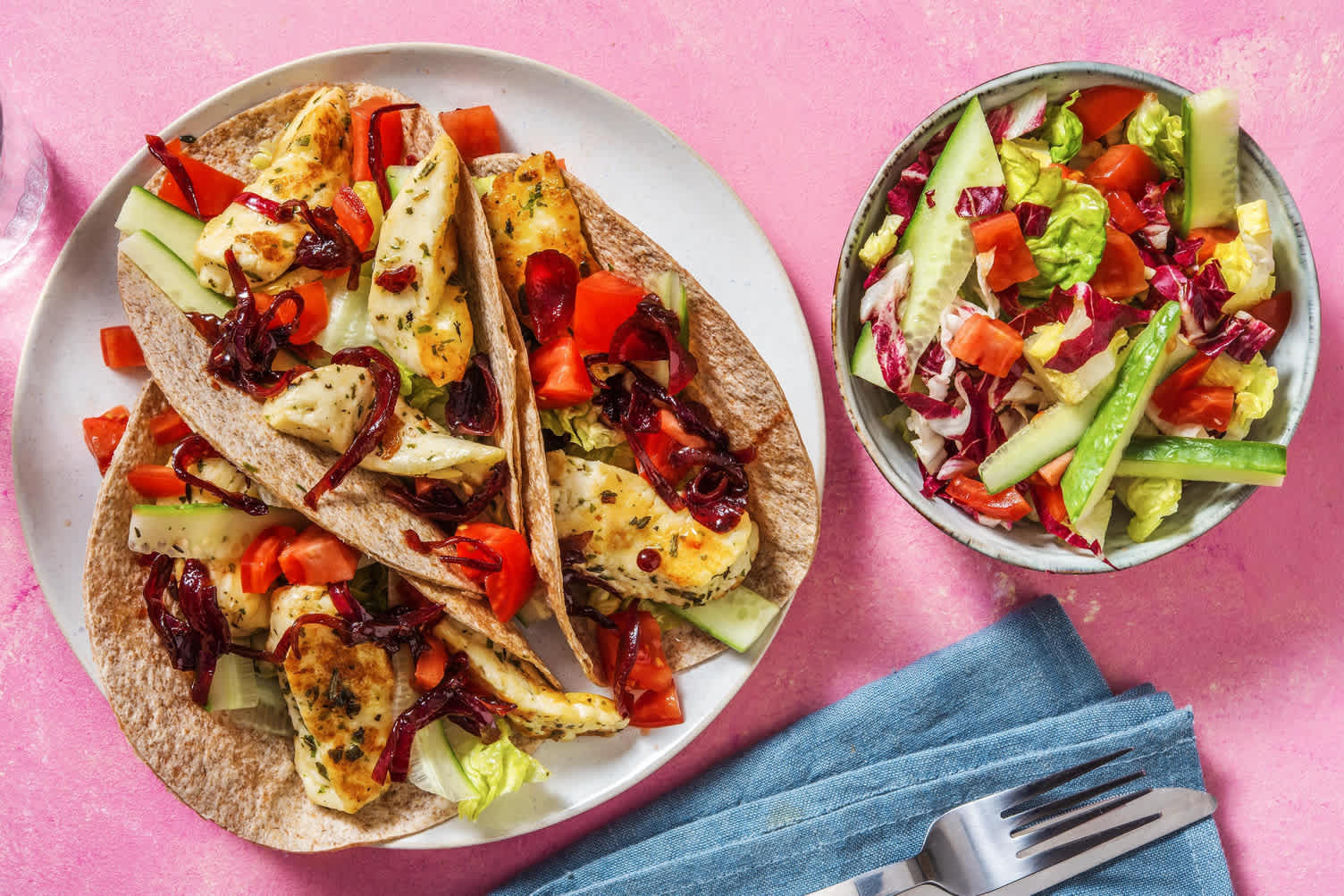 Wraps d'halloumi au chutney d'oignons caramélisés et de canneberges