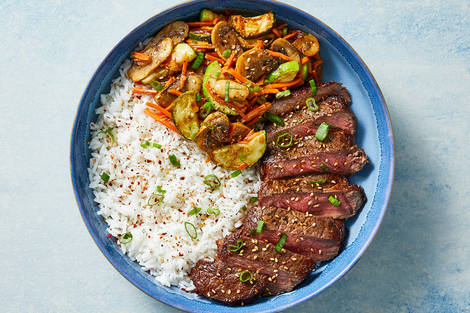 Bols de riz au sésame et de faux-filet façon bulgogi