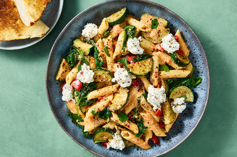 Creamy Roasted Pepper Pesto Penne, Chicken and Veggies