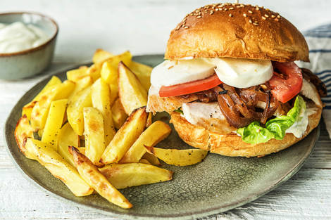 Hähnchen-Burger mit Mozzarella,