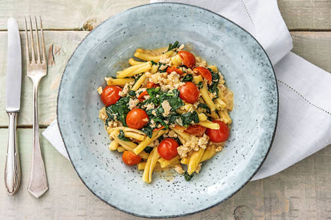 Casarecce met kipgehakt in roomsaus