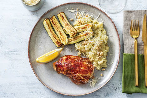 Filet de poulet farci enveloppé de coppa di parma