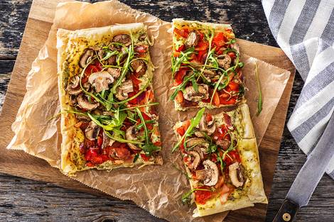 Knuspriger Gemüse-Flammkuchen