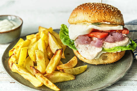 Hähnchen-Burger mit Mozzarella