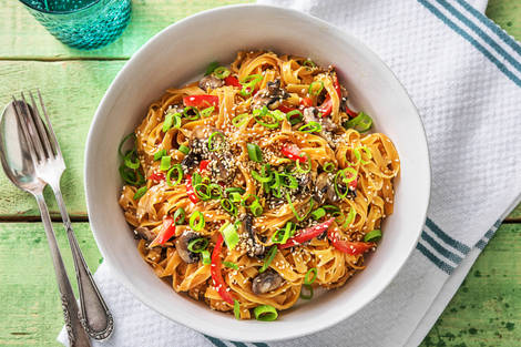 Chili-Nudel-Pfanne mit Zitronengras