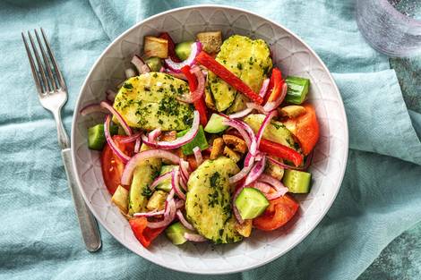 Bunter Halloumi-Brot-Salat