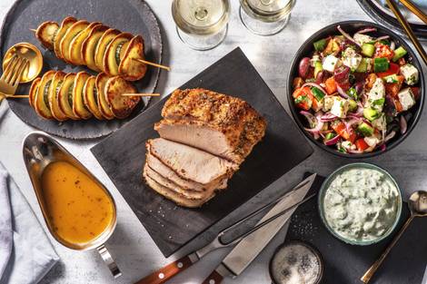 Souflaki-Braten mit griechischem Salat