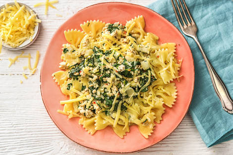 Farfalle crémeuses au poulet haché