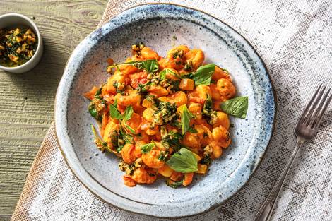 Gnocchi in cremiger Tomatensauce mit Spinat