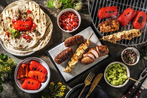 Mexikanisches BBQ mit Limetten-Hähnchen-Spießen