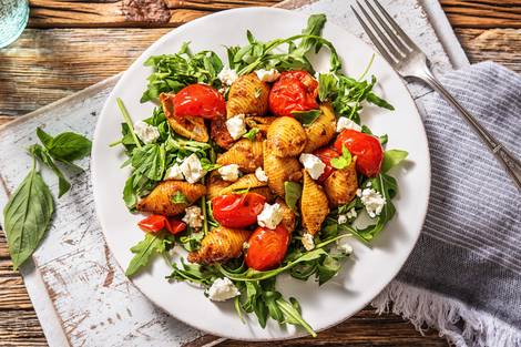 Conchiglie au pesto rouge et feta