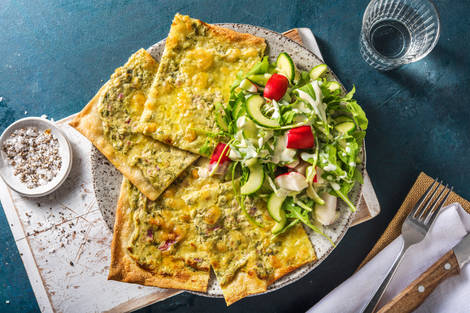 Flammkuchen mit Mozzarella