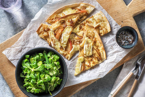 Flammekueche au brie et à la pomme