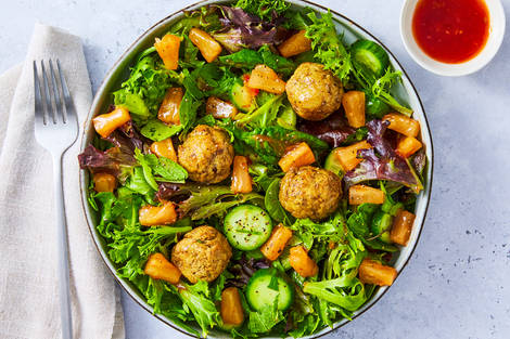 Smart Thai Beef Meatball Salad