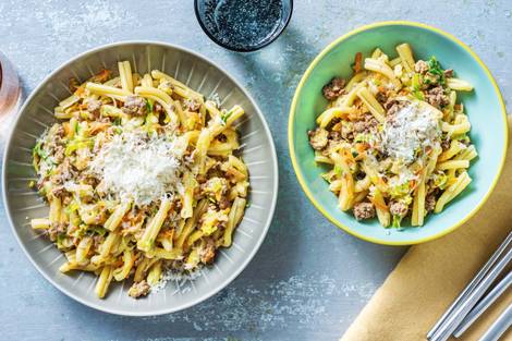 Strozzapreti! Pasta mit heller Bolognese