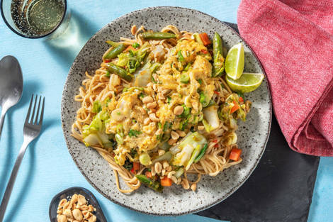 Nouilles asiatiques et œufs brouillés