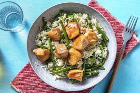 Poulet aux haricots verts, riz de chou-fleur et sauce douce asiatique