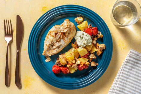 Mandel-Hähnchenbrust mit Basilikumdip