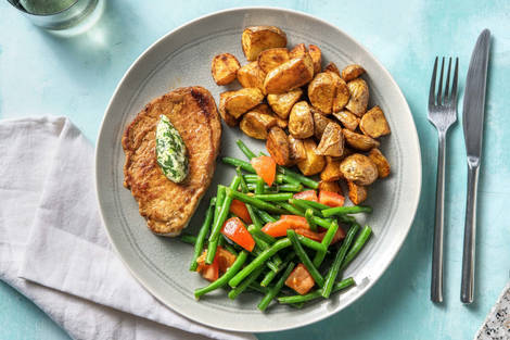 Schweinelachssteak mit Bohnengemüse