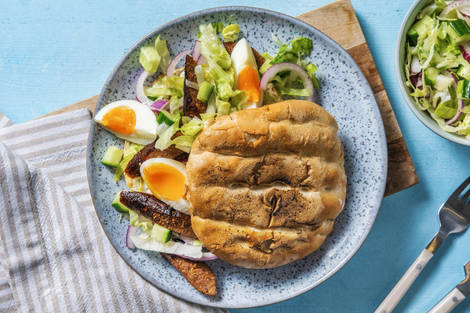 Turkse pide met rundermerguez