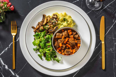 Hertenpeper met aardappelpuree