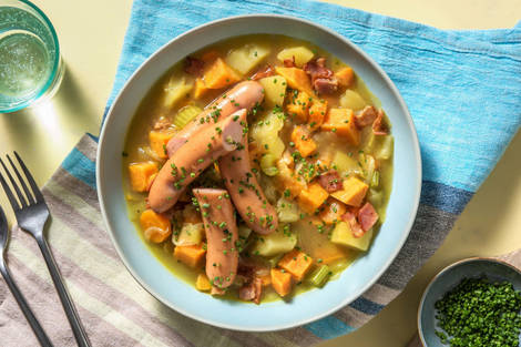 Kartoffeleintopf mit Wiener Würstchen