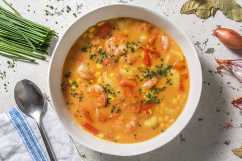 Soupe onctueuse de pommes de terre aux crevettes