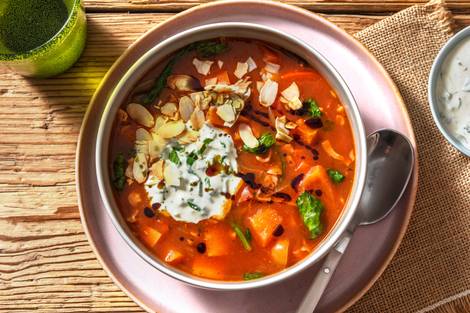 Süßkartoffel-Eintopf mit Bacon und Spinat