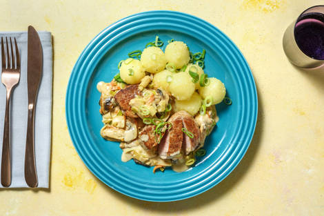 Schweinemedaillons mit Kräuterseitlingrahm