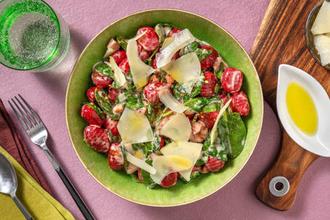 Schnelle Rote-Beete-Gnocchi in Bacon-Sahnesoße