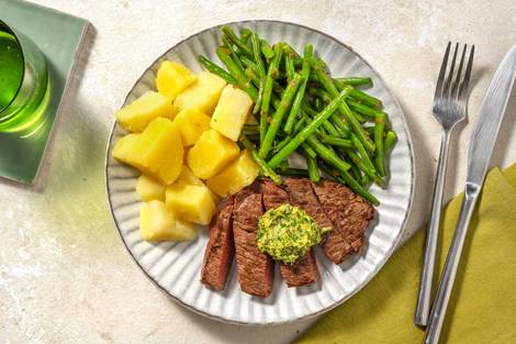 Rinderhüftsteak mit Paprika-Kräuter-Butter