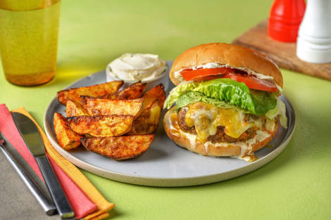 Cheeseburger mit verstecktem Gemüse